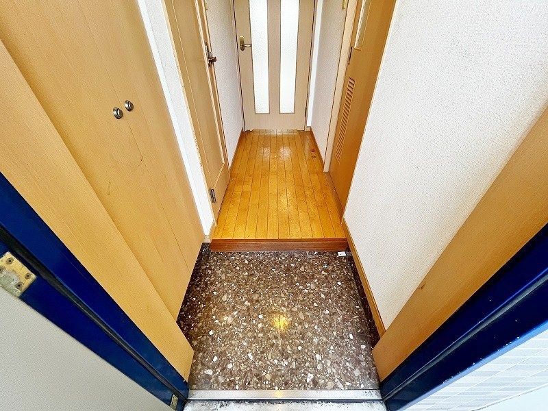 ミーナ砂津 玄関