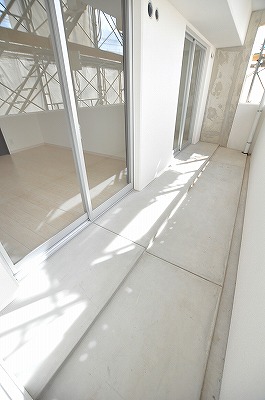 ＭＤＩミルファルコ下曽根駅前 ベランダ