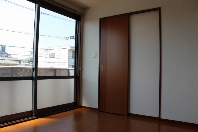 サニーコート C棟 ベッドルーム