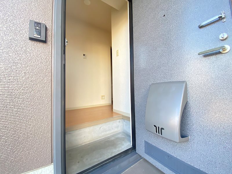 シャルムM 玄関