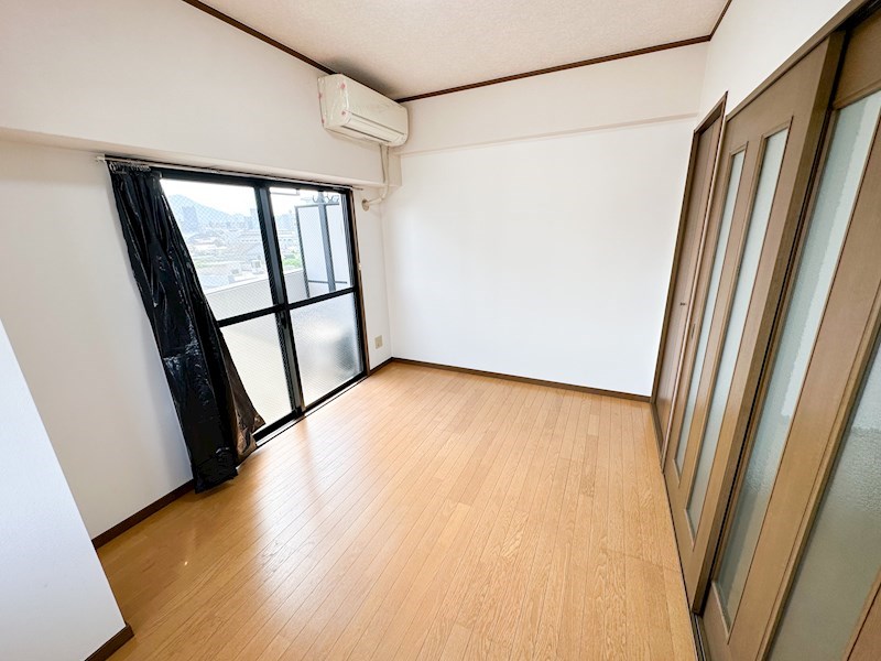 ロイヤルＭ リビング