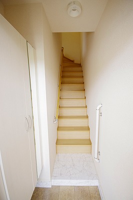 エスポワールモモ 玄関