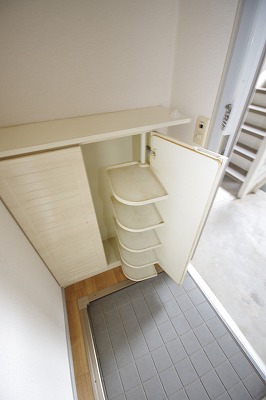 サンビレッジ葛原Ⅱ　Ｃ棟 玄関