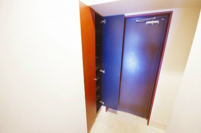 アーリントン 玄関