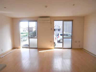 ウエストコート リビング