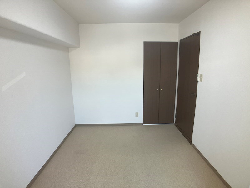 サーパス西津田Ⅰ ベッドルーム