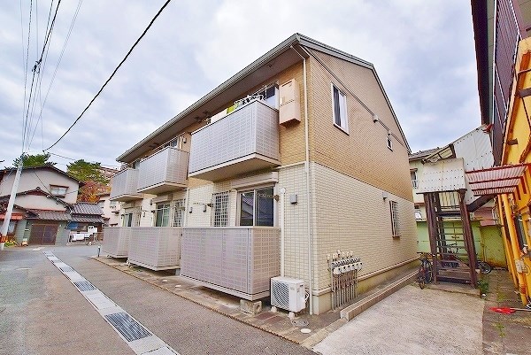 セジュール土取 103号室 外観