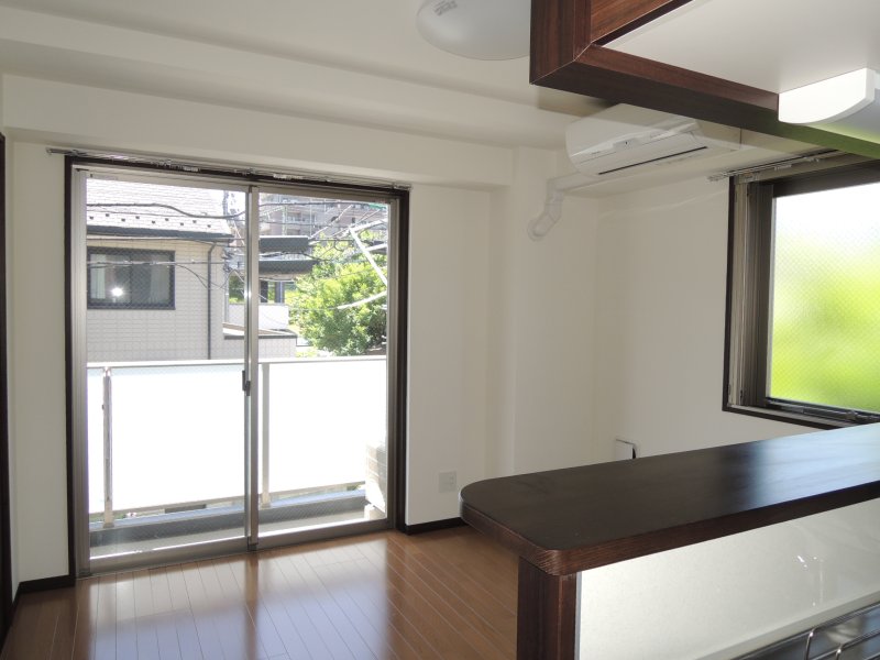 アンジュール　~ Unjour ~ リビング