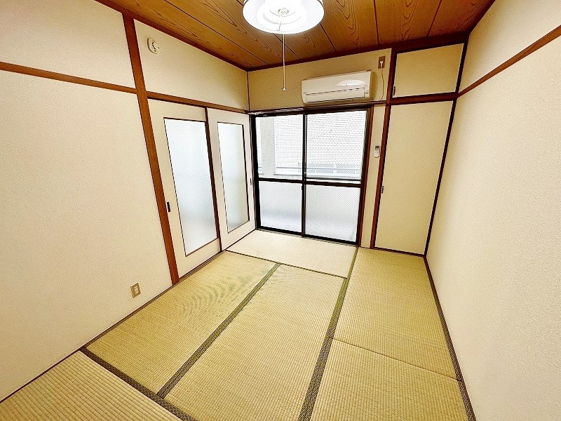 小倉ホースビル ベッドルーム