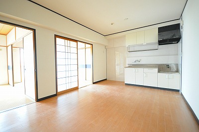 第３泰平ビル リビング