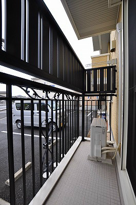 プラスラミチエ朽網 ベランダ