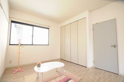 メゾンエムロード　Ａ棟 ベッドルーム