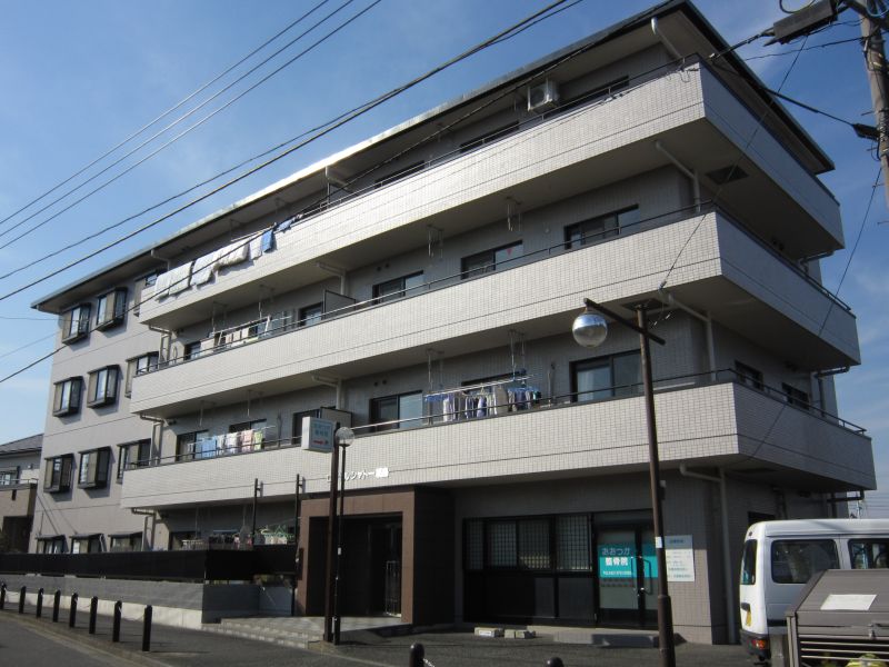 ロイヤルシャトー福島 303号室 外観