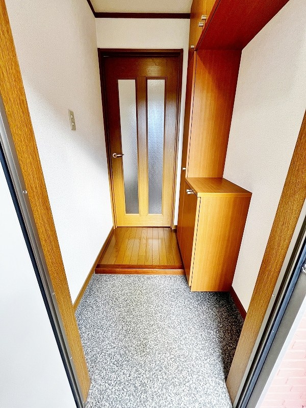 リブェール嵐山　 玄関