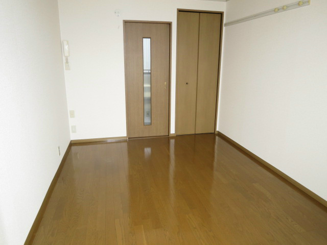 ジュネスコート ベッドルーム