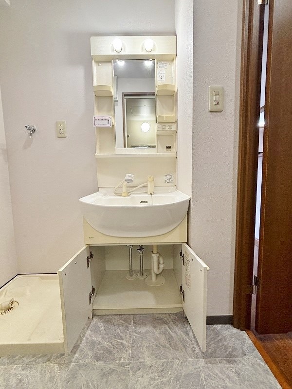 オールセインツ その他16