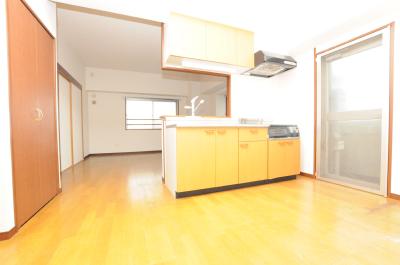 ファミリーハウス勝山 リビング