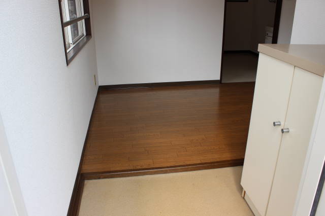 メゾン海老園Ｃ棟 玄関
