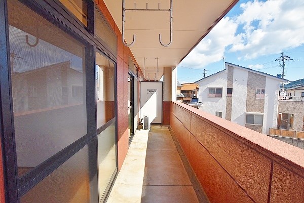 エトワールＨＡＮＤＡ壱番館  ベランダ