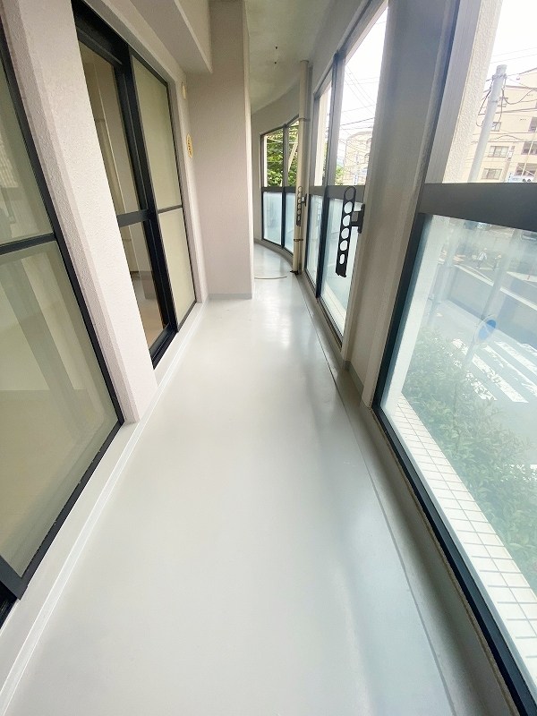 ベルカーサ守恒　 ベランダ