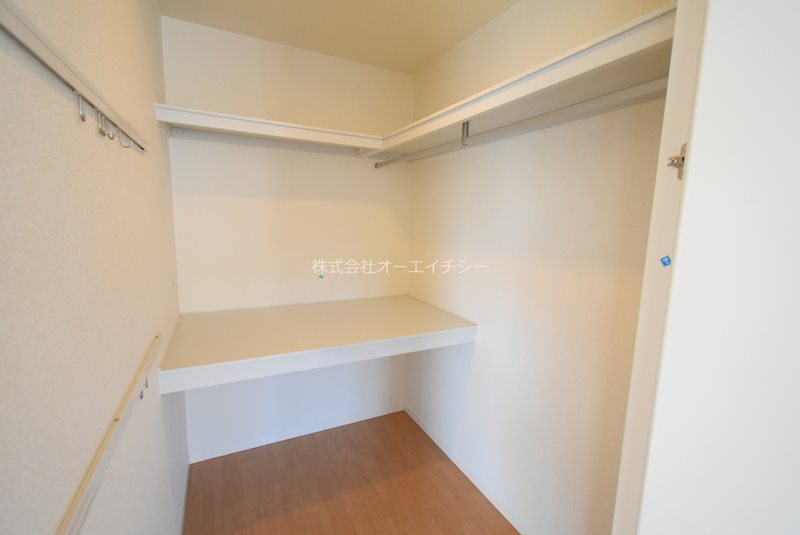 シャーメゾン長瀬 収納