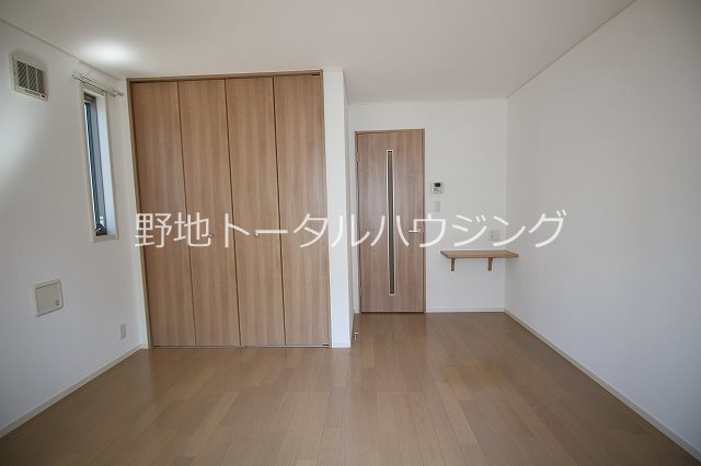 ベッドルーム