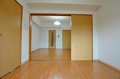 アヴィニール№５ リビング