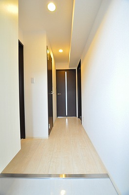 ビッグファミリー葛原 玄関