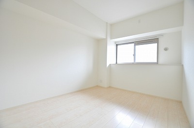 ビッグファミリー葛原 ベッドルーム