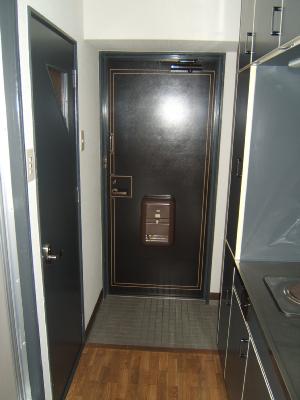 ロイヤルアベニュー 玄関