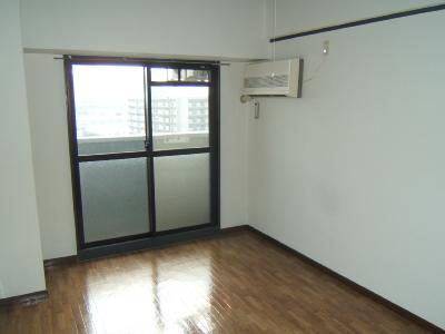 ロイヤルアベニュー ベッドルーム