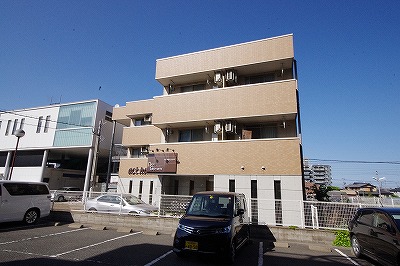 ガウディー 301号室 外観