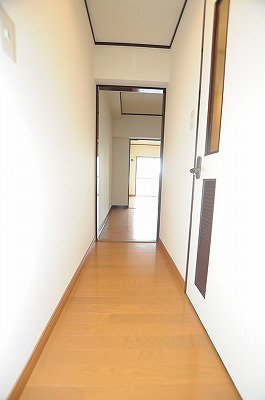 第３泰平ビル 玄関