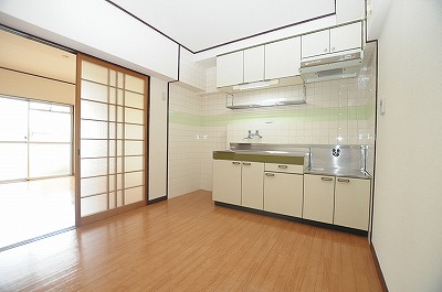 第３泰平ビル リビング