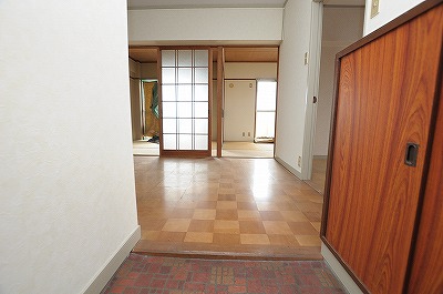 第３泰平ビル 玄関