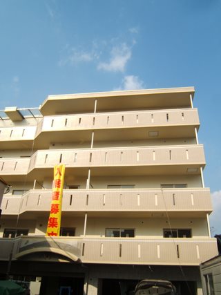 グッドシティ下富野  305号室 外観