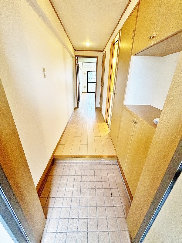 クルーズ・グラン・セレスト 玄関