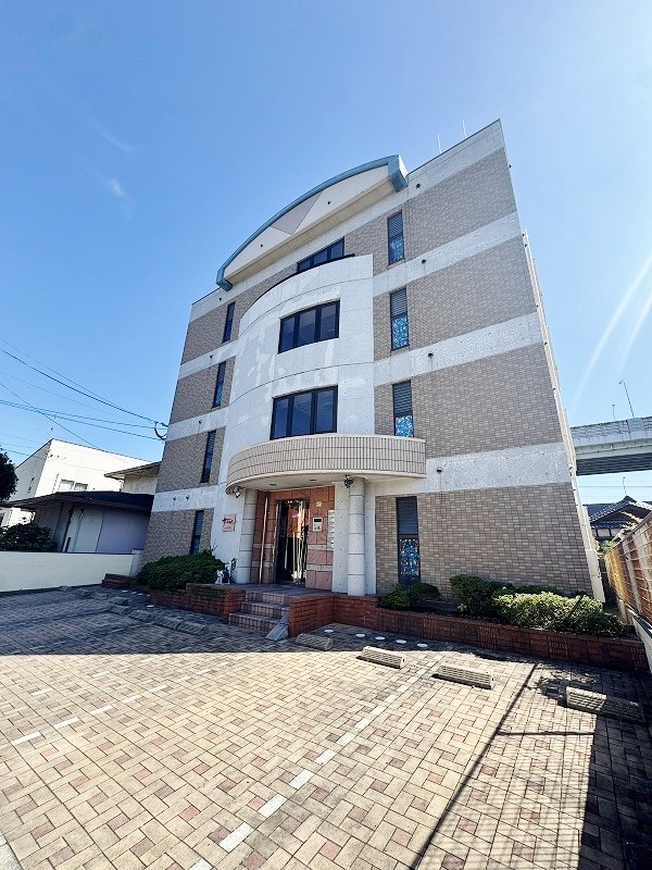 サンシャイン  302号室 外観