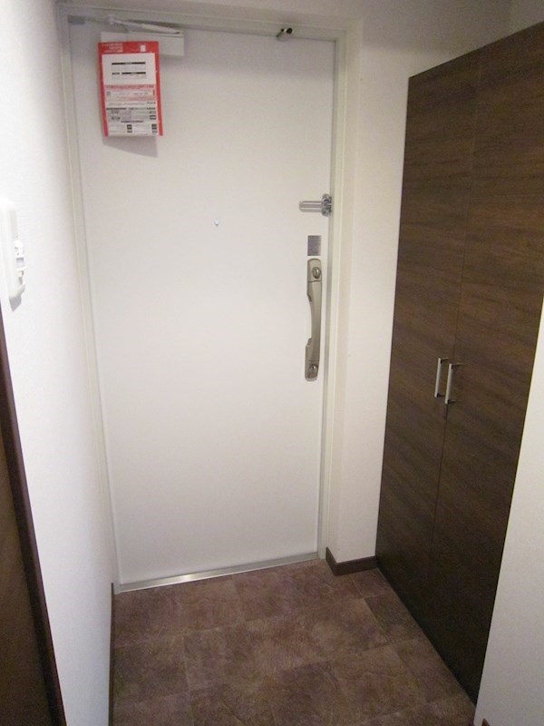 フォレステージュ北堀江 玄関