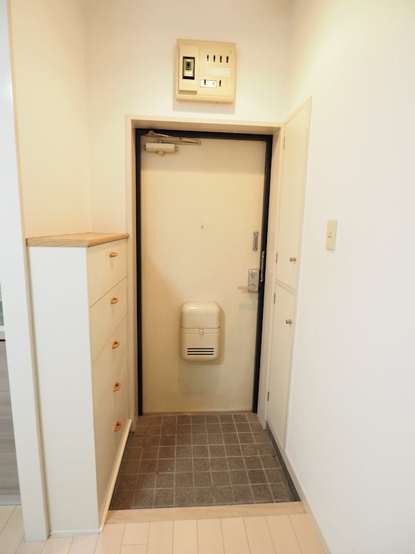 フローラル田園 玄関
