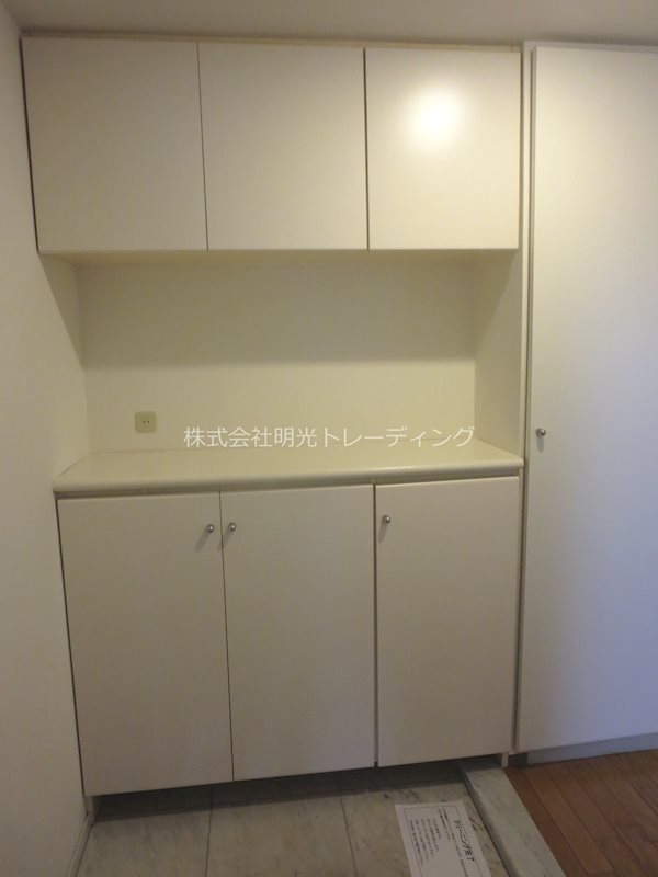 国分寺本町シティハウス 玄関