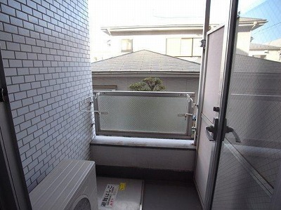 国立市中1丁目楽器可(防音・ピアノ・弦・木管楽器)マンション ベランダ