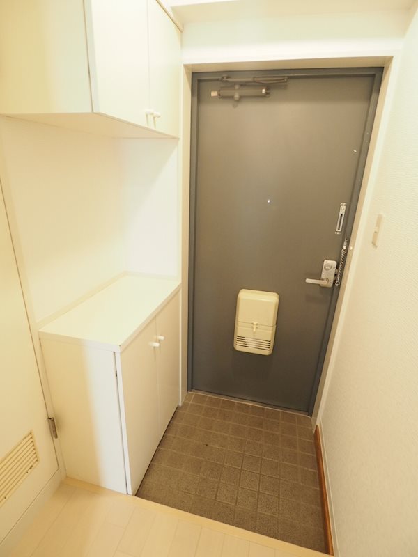 ハイクレスト調布 玄関