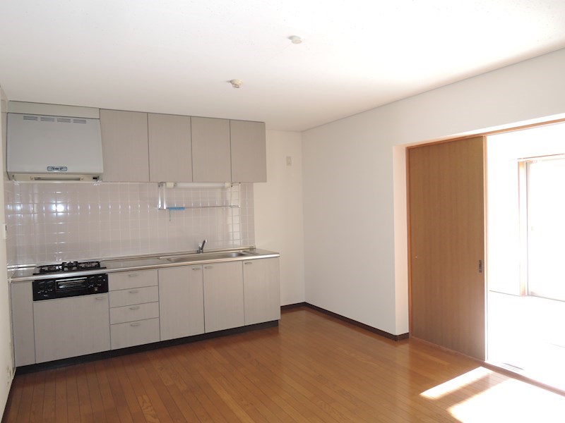 プラウトン リビング