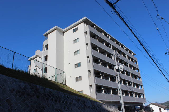 AXiS(アクシス)大塚西 502号室 外観
