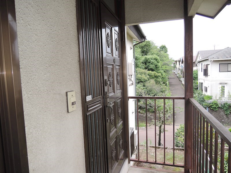 原島ハイツ 玄関