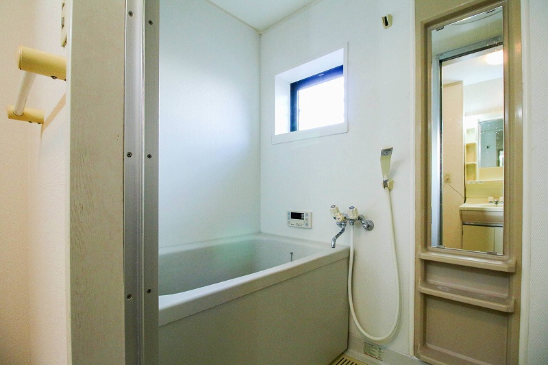 シャルム三番館 風呂画像