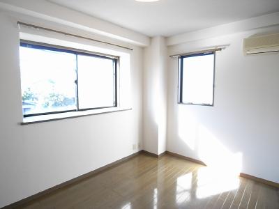 パイントゥリーハウス 玄関