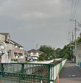杉並区久我山3丁目楽器可（ピアノ・弦管楽器・声楽）アパート ベランダ