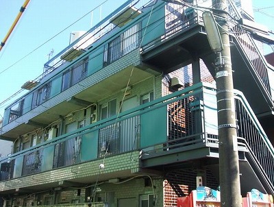 世田谷区北沢４丁目楽器可（ピアノ・弦楽器）アパート 外観